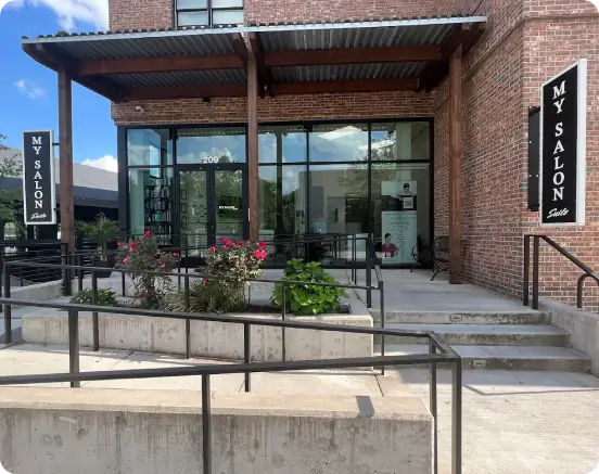 The exterior of Hydrate GA’s medical wellness practice in Athens, Georgia, located near Prince Avenue and Five Points.
